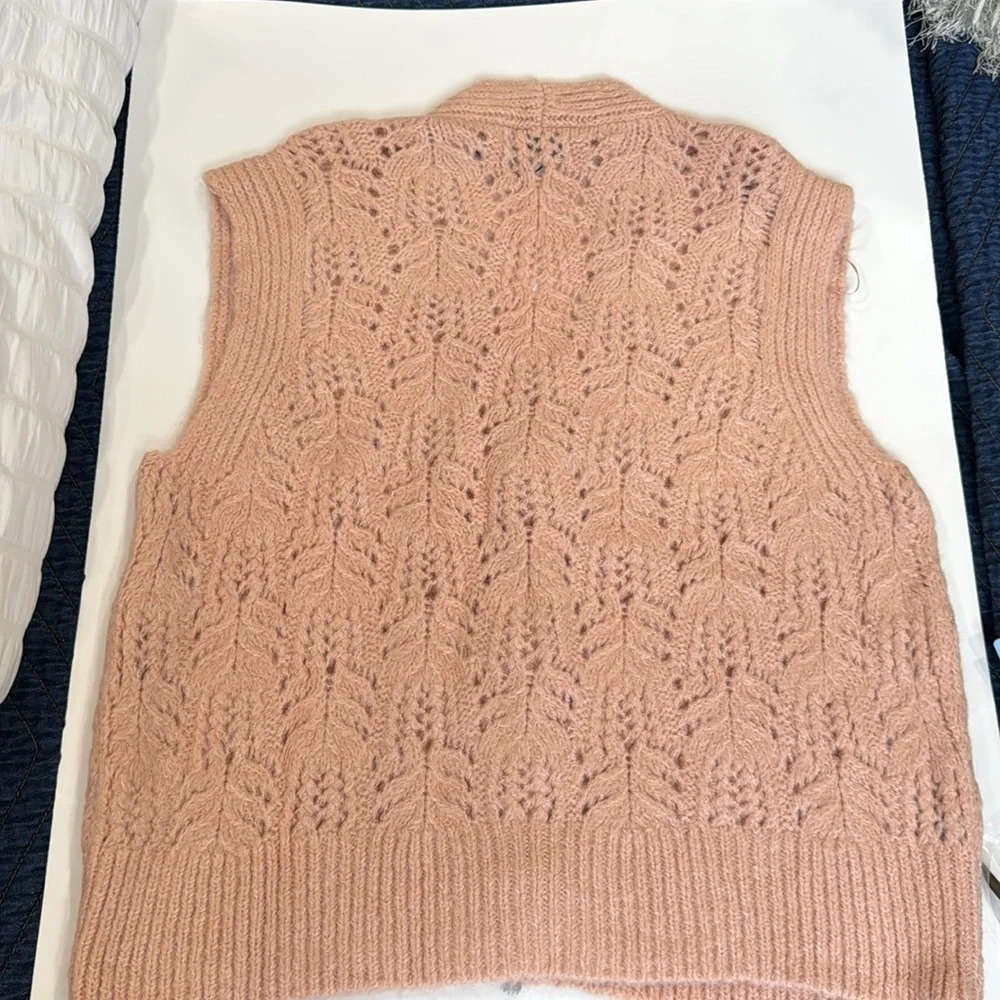 NWT Zara Crochet Knit Sweater Vest Size Small Pink/peach Jewel Buttons - Picture 7 of 9